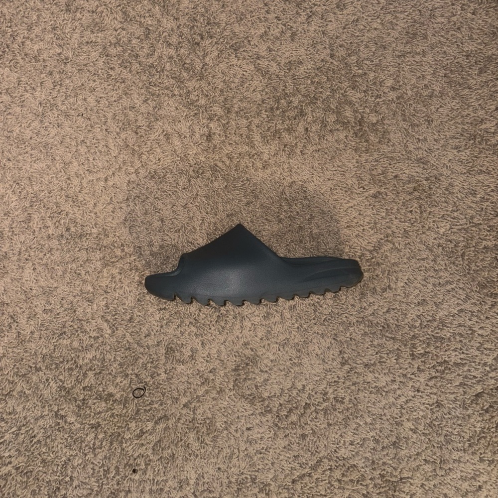 Adidas Yeezy Slide "Slate Marine"